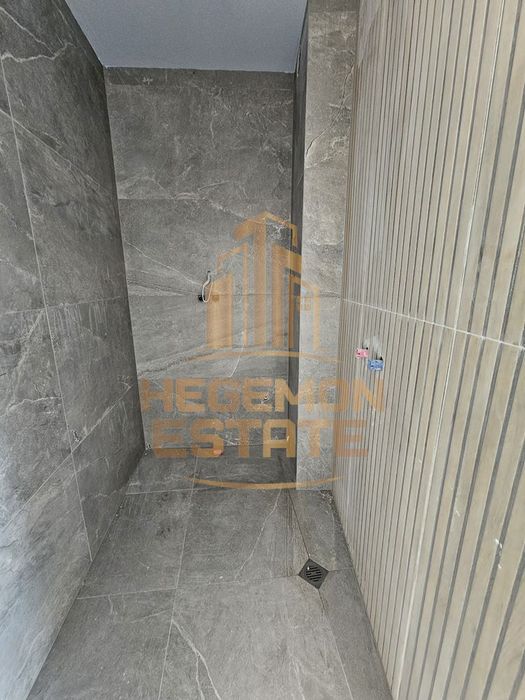 2-стаен в Варна, област-м-т Кабакум площ 52