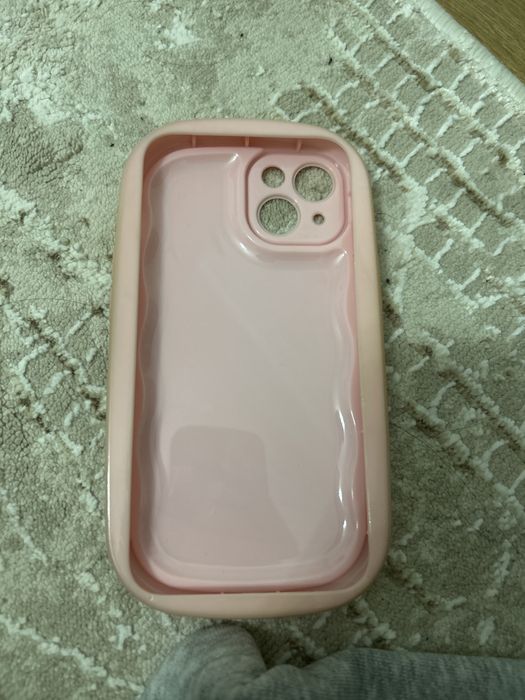 Чехлы на айфон 14