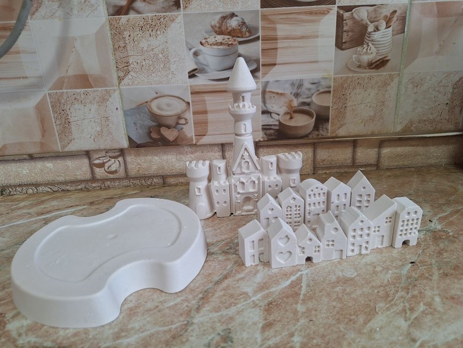 Фигурки из гипса