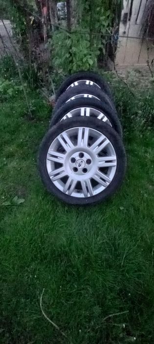 Vind 4 roți Ford Mondeo R16