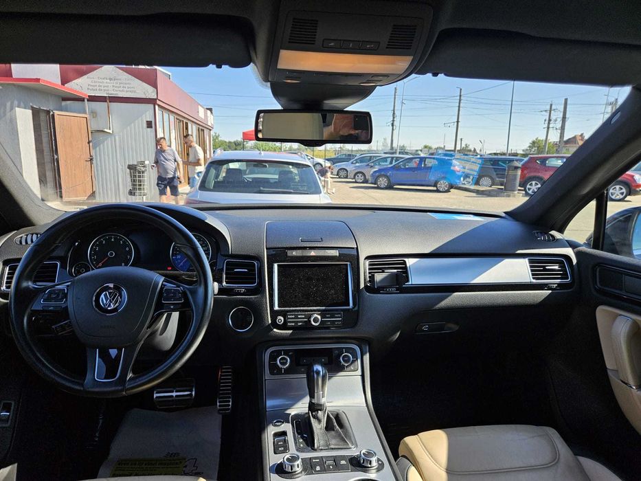 VW Touareg Hybrid an 2012 380 cai varianta Exclusive FULL, 16.990 euro