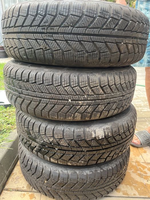 Зимни гуми с метални джанти