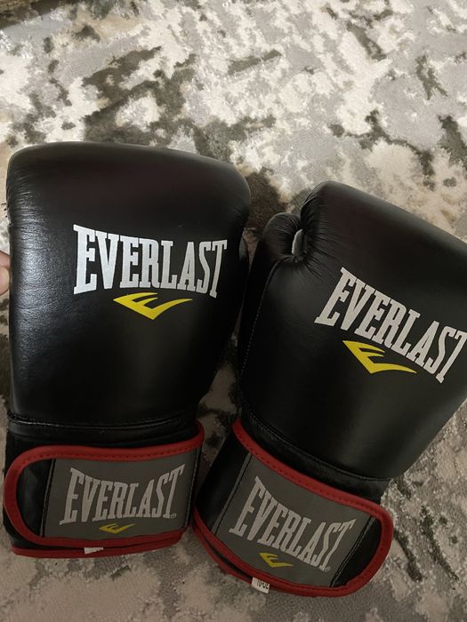 перчатки для бокса