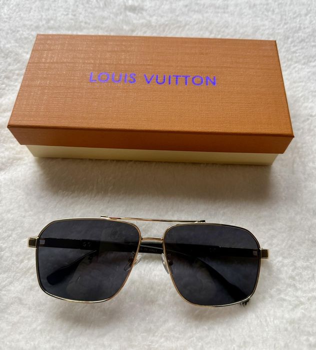 Слънчеви очила Louis Vuitton – метална рамка, с кутия и аксесоари