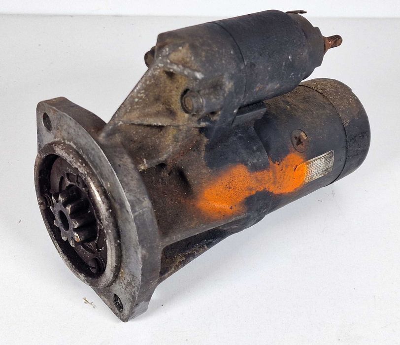 Стартер Nissan Terrano 2.7 TDI Нисан Терано 2.7 ТДИ 23300 6T001