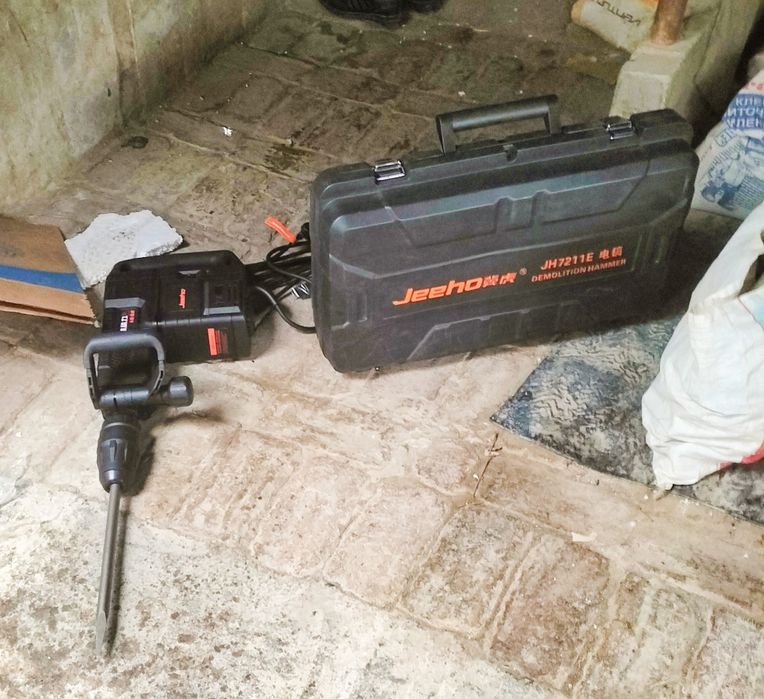 Демонтаж квартир домов