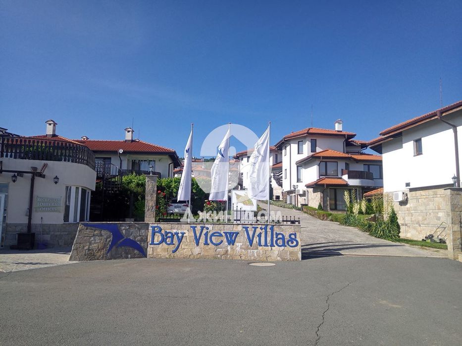 Продава се Етаж от къща в с. Кошарица, Област Бургас - 90 кв.м за 561 €/кв.м - Снимка #12