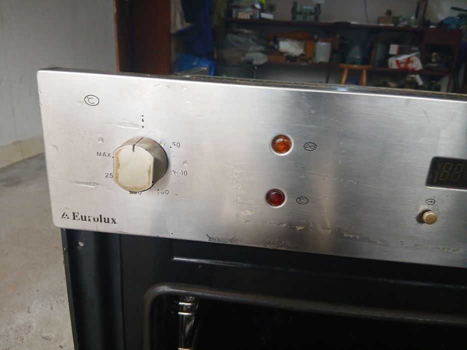 Фурна за вграждане Electrolux