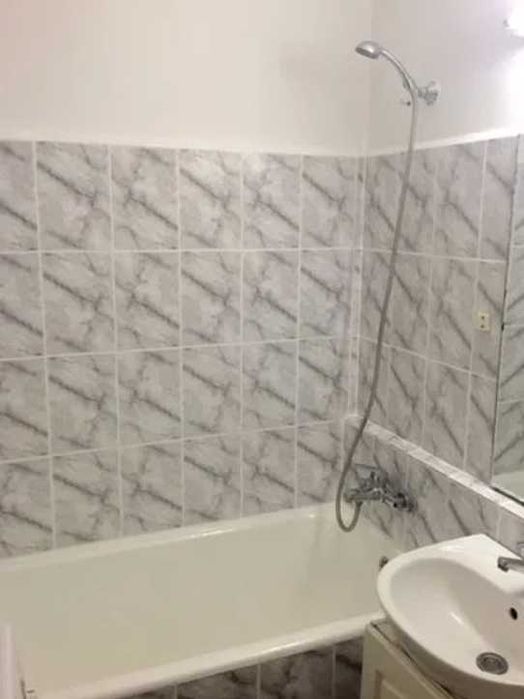 Дава се под наем Тристаен апартамент в Бургас, Сарафово - 100 кв.м за 397.8 € - Снимка #2