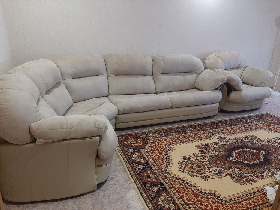 Продам диван в хорошем состоянии