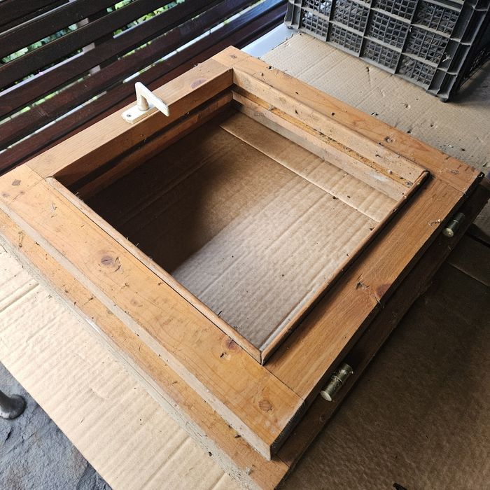 Geam 49x49x10 cm