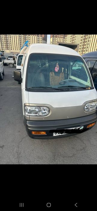 Damas van stayl 2024