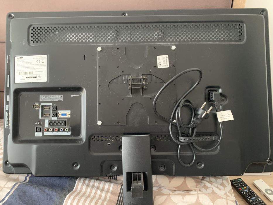 Vând televizor LCD Samsung,81cm,Full HD,LE32C530
