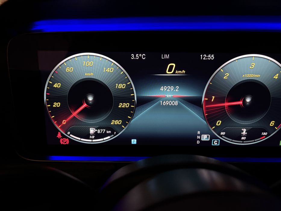 Mercede-Benz E Class 220