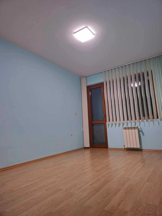 Дава се под наем Многостаен апартамент в София, Слатина - 120 кв.м за 2000 € - Снимка #5