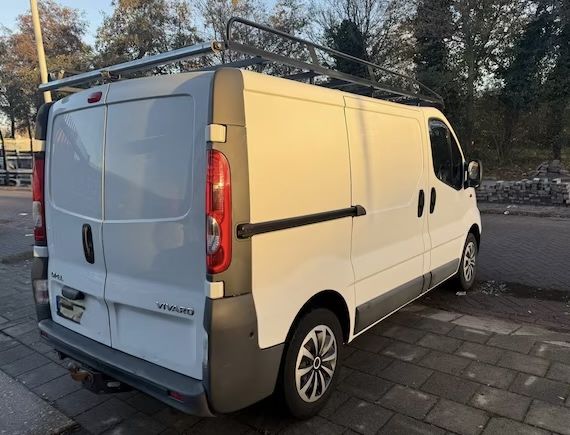 Portbagaj    / Opel Vivaro / Renault Trafic / Nissan Primastar