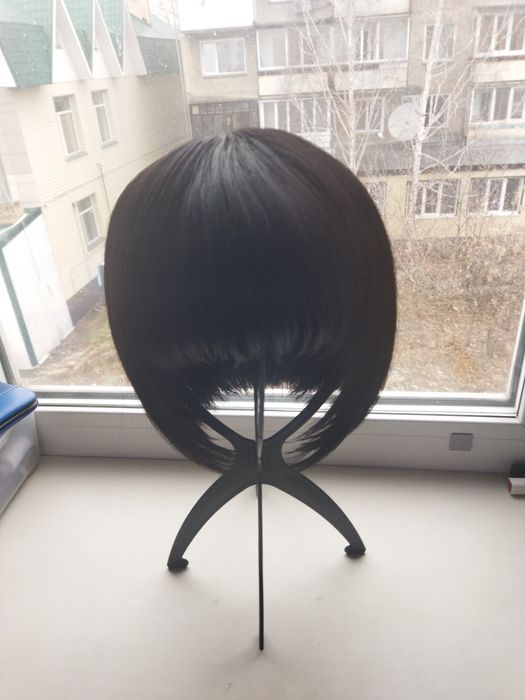 Продам парик каре