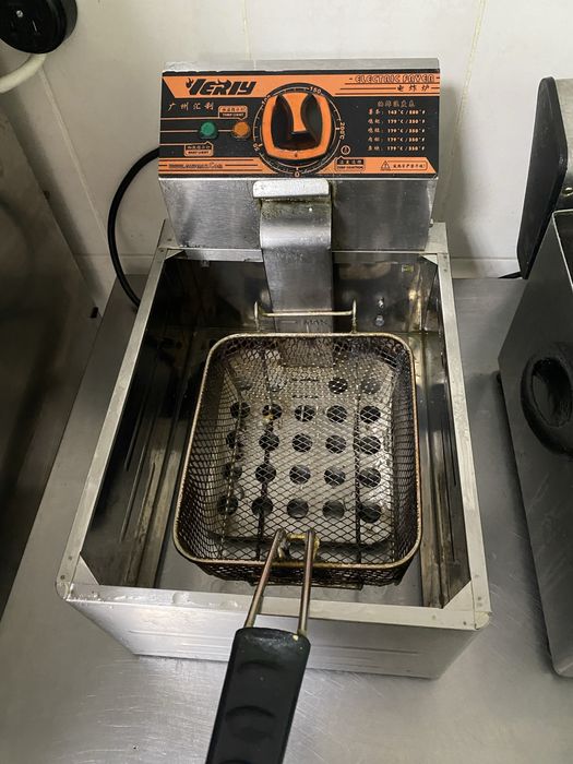 Продам профессиональное оборудование доя кухни