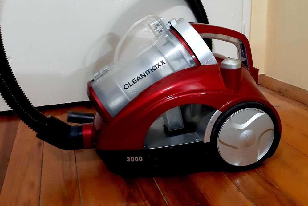 Прахосмукачка  Clean max 3000