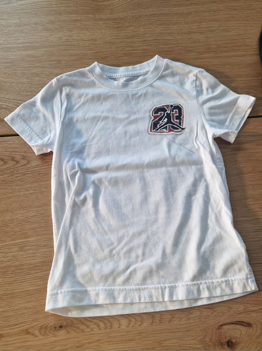 Tricou Jordan marimea 104-110