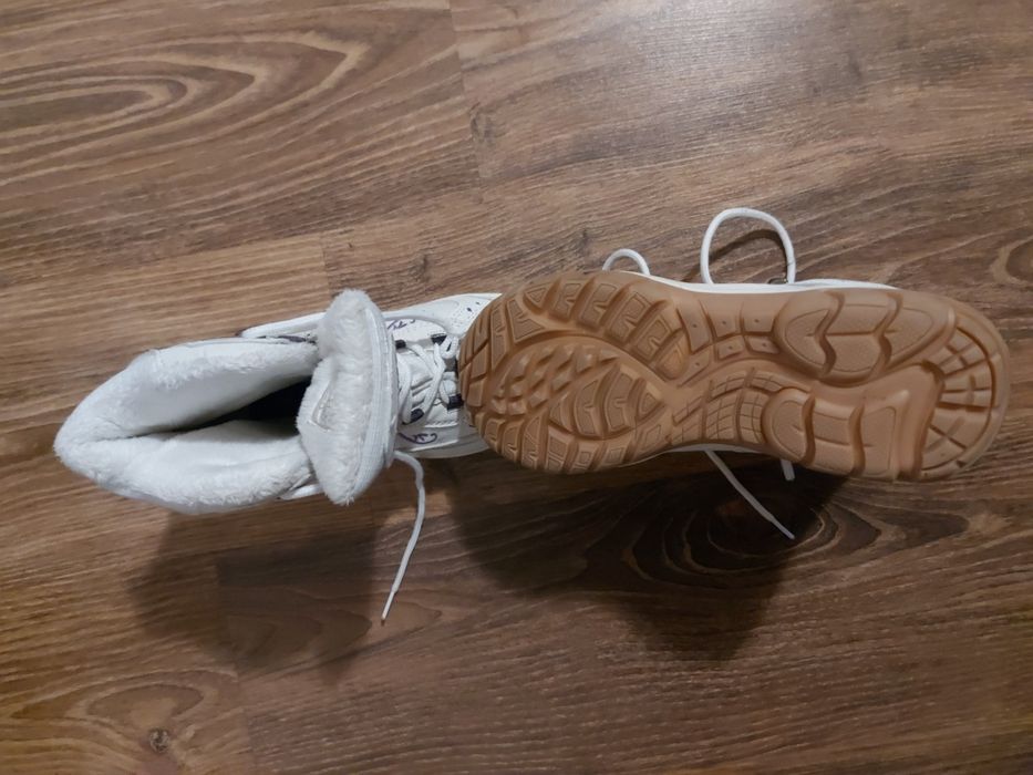 Дамски зимни боти