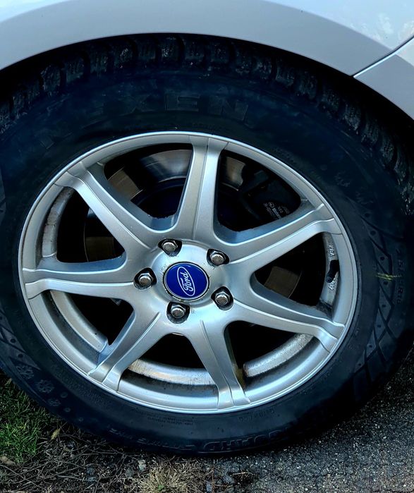 Roți de iarna complete 16" Ford 5x118