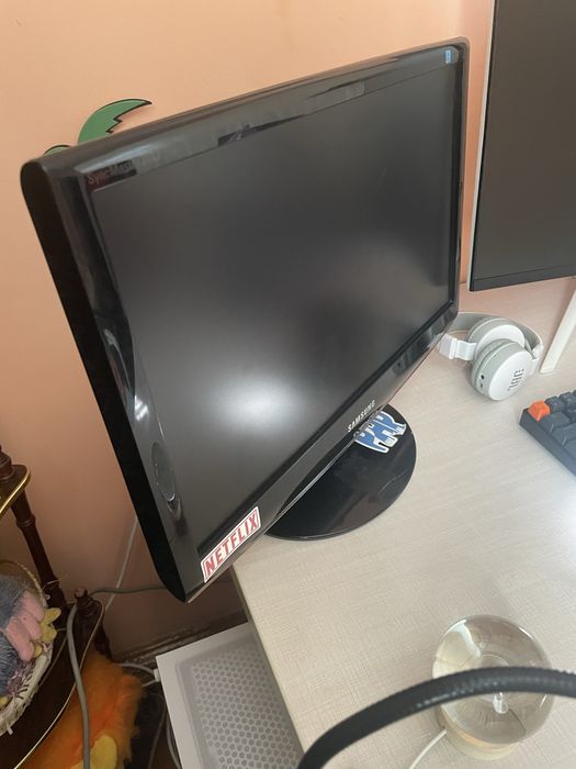 Продаётся монитор