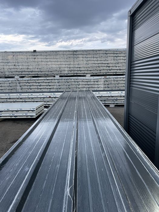 Depozit Panouri Sandiwch STOC permanent gri antracit