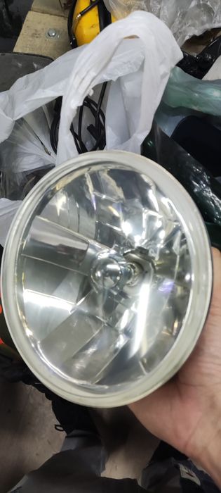 Фары на mitsubishi pajero 2