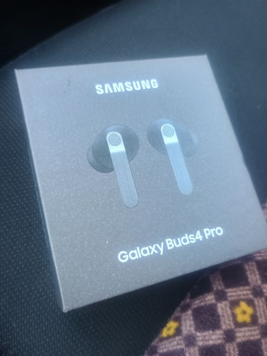 Galaxy Buds4 Pro