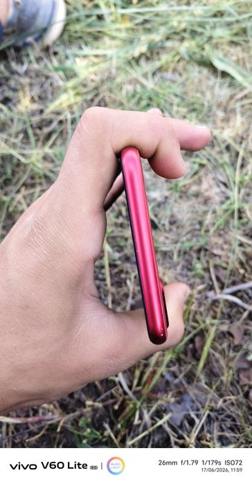 iPhone 8 plus  hamma joyi radnoy