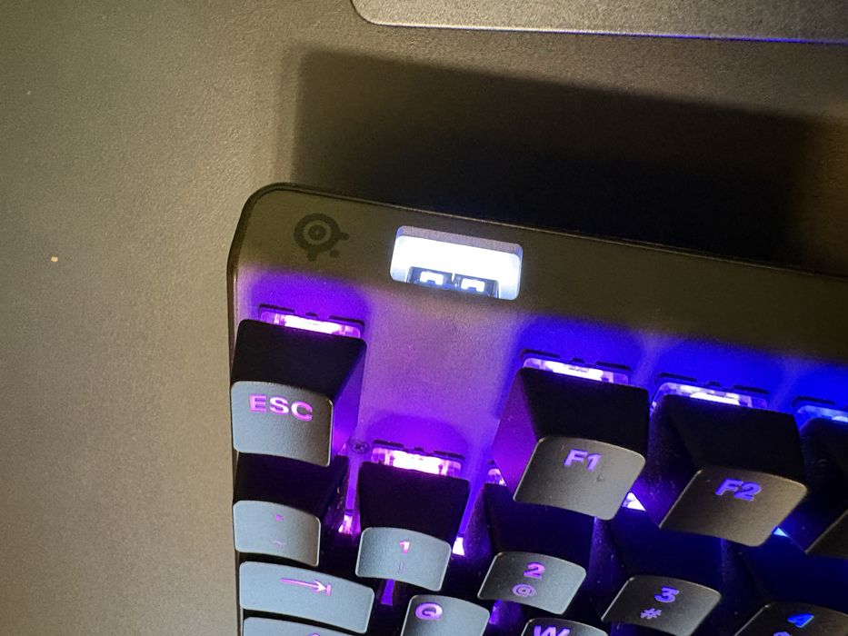 Tastatură Gaming Mecanică SteelSeries Apex 7 TKL - Red switch