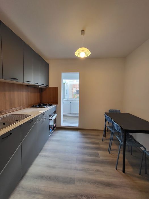 3 camere decomandat Sud Năvodari