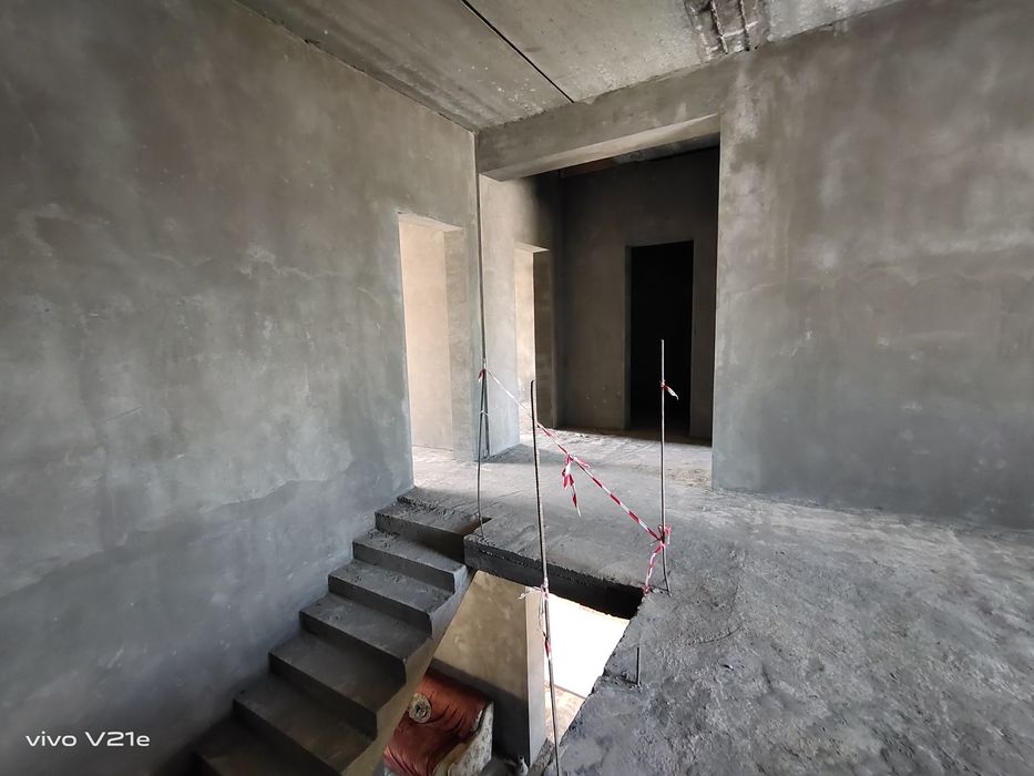 Ташкент ш. Яшнаобод туман. Гузал махала. 6 тор куча. Коробки холатида.