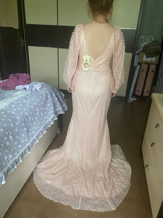 Платье вечернее, элегантное