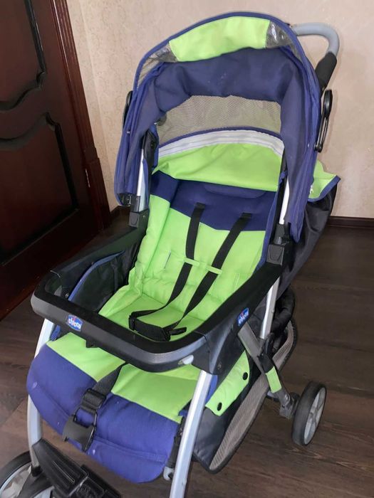 Продается Коляска Chicco
