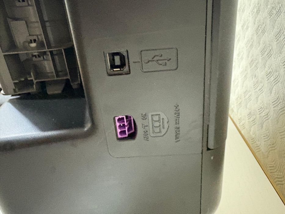 Продам принтер есть торг