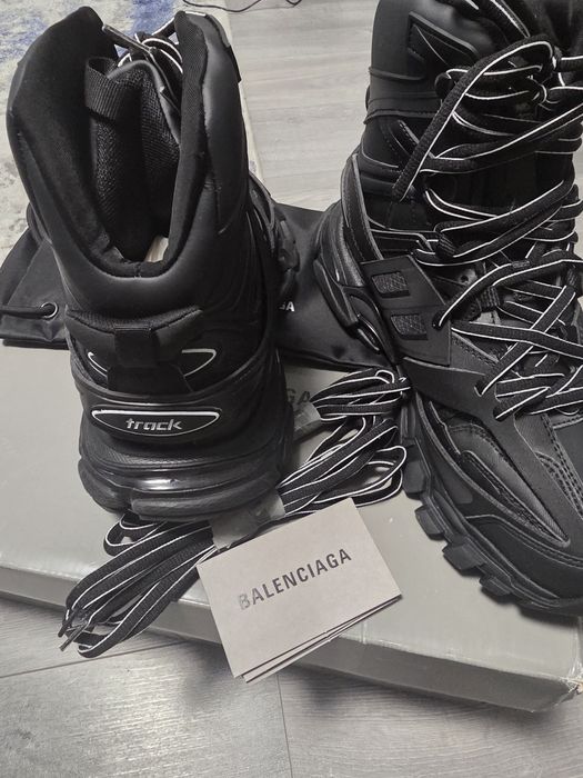 Adidasi Balenciaga  42