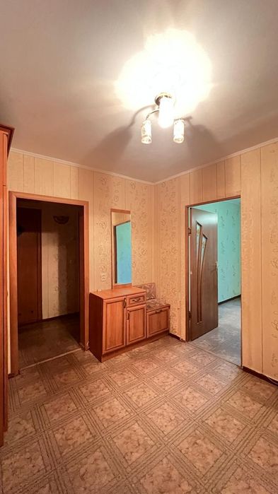 Үш бөлме үи сатылат