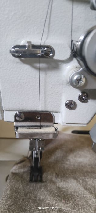 Промышленная швейная машина