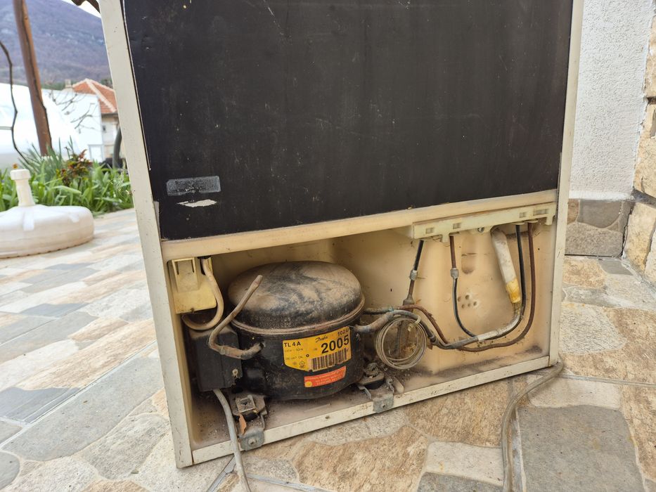 Компактен фризер AEG Arctis 0810 E – Немско качество