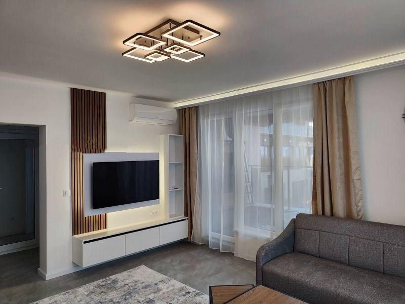 Двустаен апартамент в ж.к. Люлин 10.