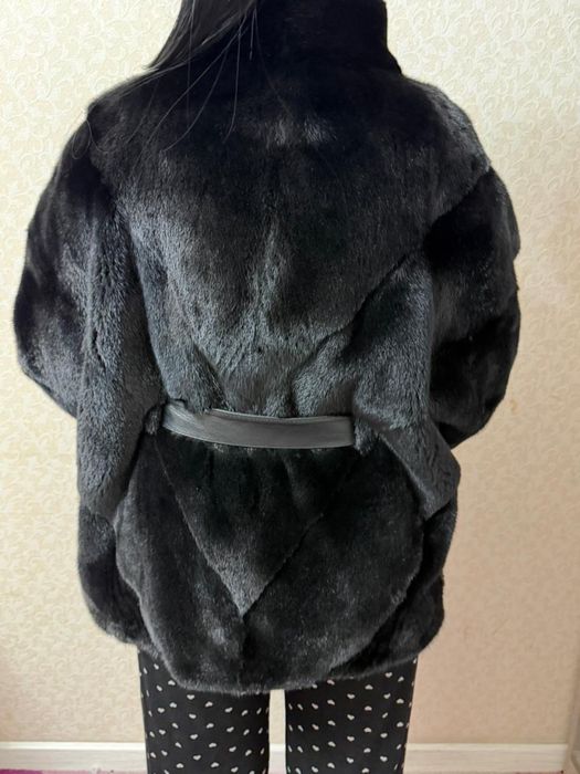 Продам норковую шубу