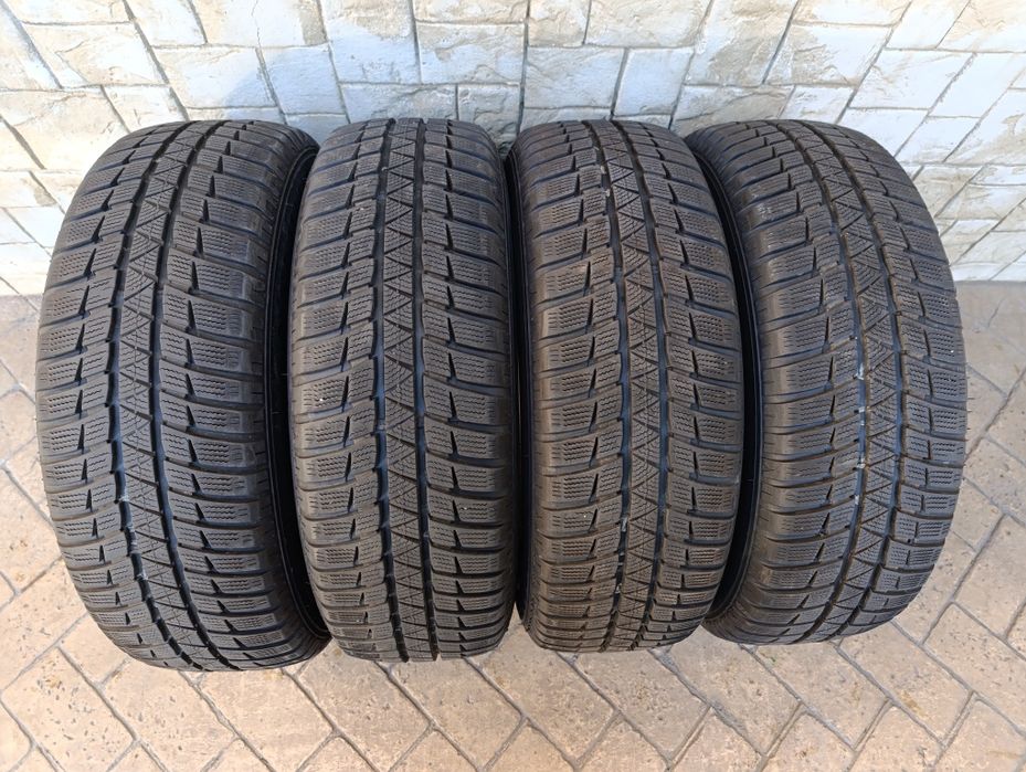 Зимни гуми Sumitomo 215/65/16 dot 2024