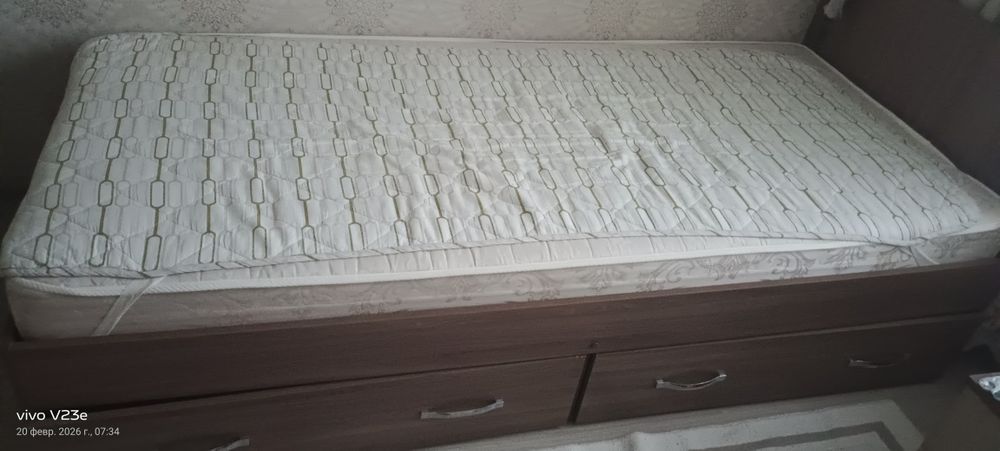 Продам кровати  односпальные