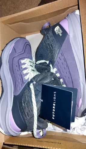 Ghete drumetii North Face Futurelight 36.5 nou