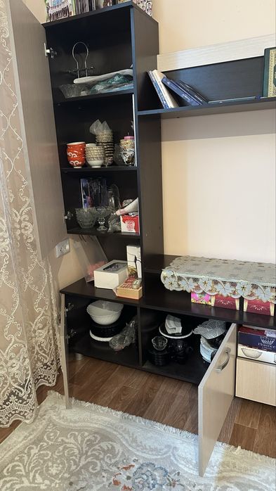 Мебель в гостиную .Стенка