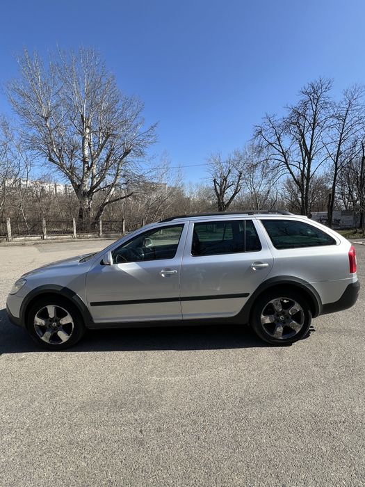 Vând Skoda Octavia Scout 4x4