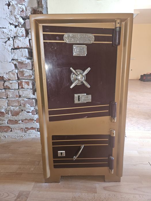 Висока Желязна каса