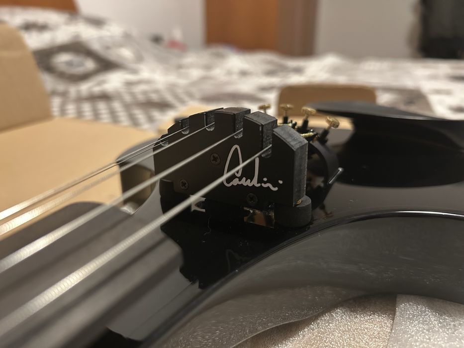 Vând Vioară Cantini Earphonic 5 BK